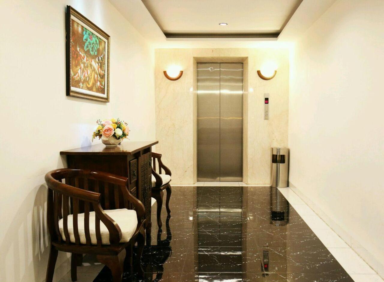Grand Kasira Hotel Jakarta Buitenkant foto